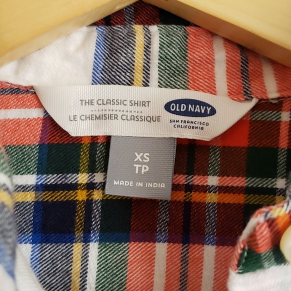 Old Navy plaid button up - Picture 4 of 5